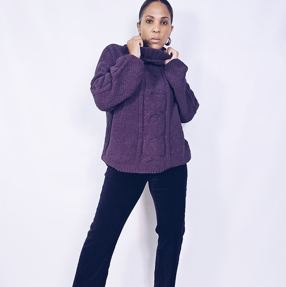 Seven Chunky Cable Knit Sweater - Picture 2 of 9